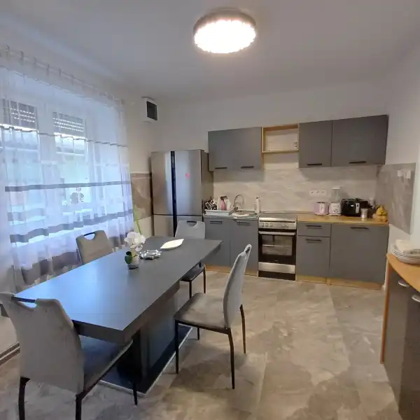 Eladó családi ház, Salgótarján 3 szoba 85 m² 22.9 M Ft