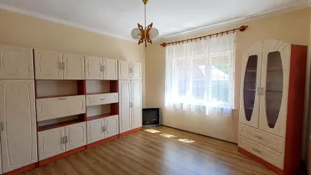 Eladó családi ház, Salgótarján 2+1 szoba 64 m² 14.9 M Ft