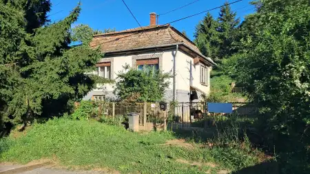 Eladó családi ház, Somoskőújfalu 3 szoba 66 m² 14 M Ft