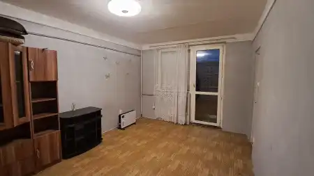Eladó panellakás, Salgótarján 1 szoba 28 m² 5.9 M Ft