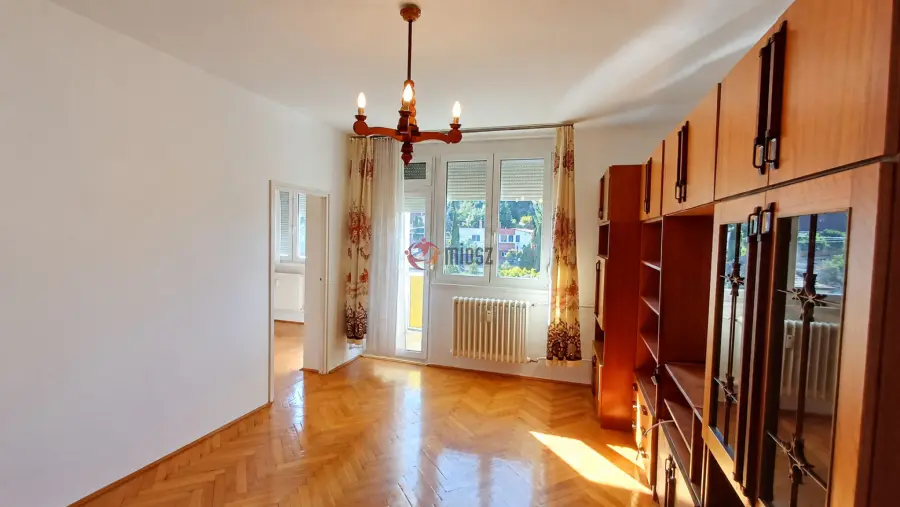 eladó téglalakás, Salgótarján